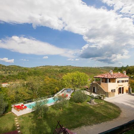 Villa Momiano With Private Pool Momjan Exterior photo