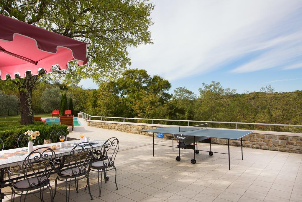 Villa Momiano With Private Pool Momjan Exterior photo
